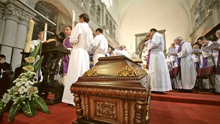 Posljednji ispraćaj nadbiskupa Ivana Prenđe (foto: Marin Gospić)