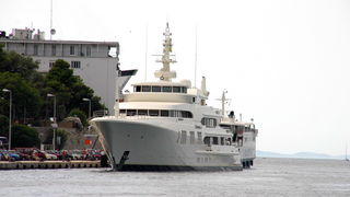 Image 1206489 (auto)