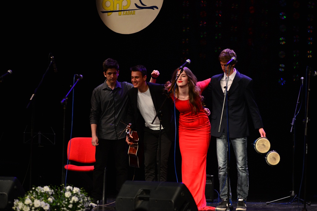 MIOC za Davida: Humanitarni koncert gimnazije Franje Petrića u HNK Zadar