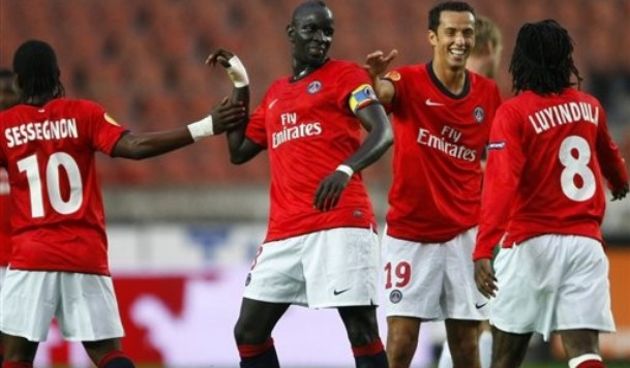 PSG midfielder Stephane Sessegnon of Benin, PSG defender Mamadou Sakho, PSG midfielder Luis de Carvalho Nene of Brazil and PSG forward Peguy Luyindula // AP Photo