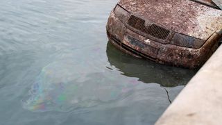 Ovaj automobil proveo je 18 godina u moru