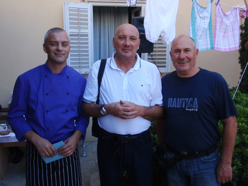 Kulinarsko natjecanje pod nazivom Kuvamo sipu za ekipu u Domu Sv. Frane Kulinarsko natjecanje pod nazivom Kuvamo sipu za ekipu u Domu Sv. Frane