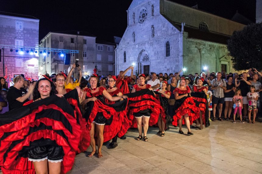 Paški Ljetni karneval 2017