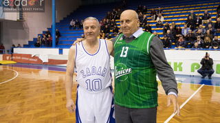 Fešta u povodu 80. rođendana Pina Giergie: Vetarani KK Zadar – Veterani KK Olimpija Fešta u povodu 80. rođendana Pina Giergie: Vetarani KK Zadar – Veterani KK Olimpija