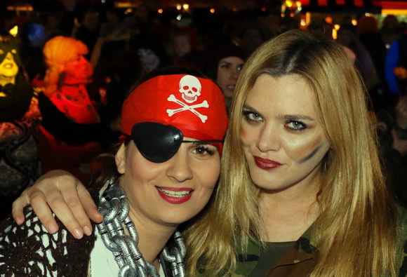 Virski karneval & maškare: Plesna maškarana fešta uz Jasmina Stavrosa