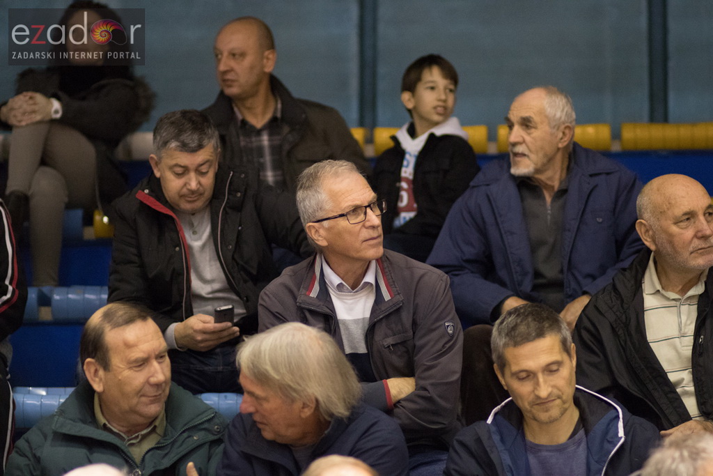 Fešta u povodu 80. rođendana Pina Giergie: Vetarani KK Zadar – Veterani KK Olimpija Fešta u povodu 80. rođendana Pina Giergie: Vetarani KK Zadar – Veterani KK Olimpija