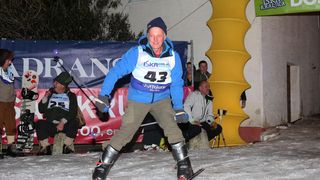 Svjetska atrakcija u Velom Ižu: Održana “Iška kraljica”- prva povijesna skijaška utrka na hrvatskim školjima Svjetska atrakcija u Velom Ižu: Održana “Iška kraljica”- prva povijesna skijaška utrka na hrvatskim školjima