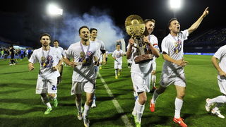 Zagreb, 220513.
Stadion Maksimir.
Uzvratna utakmica 22. finala Hrvatskog nogometnog kupa, Lokomotiva – Hajduk.
Na fotografiji: Slavlje Hajduka.
Foto: Boris Kovacev / CROPIX Zagreb, 220513.
Stadion Maksimir.
Uzvratna utakmica 22. finala Hrvatskog nogometnog kupa, Lokomotiva – Hajduk.
Na fotografiji: Slavlje Hajduka.
Foto: Boris Kovacev / CROPIX