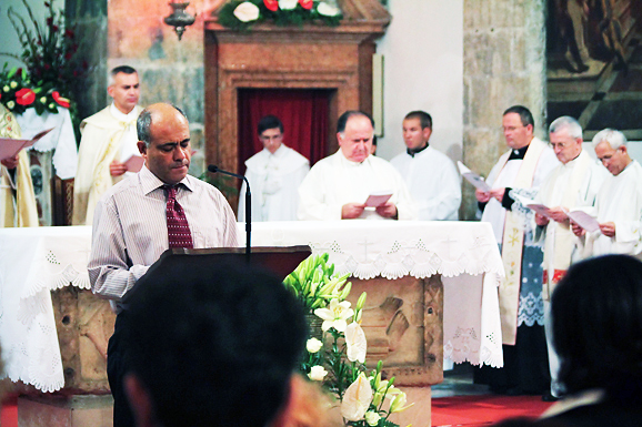 Svečana večernja misa u crkvi Sv.Šime (foto:Saša Čuka)