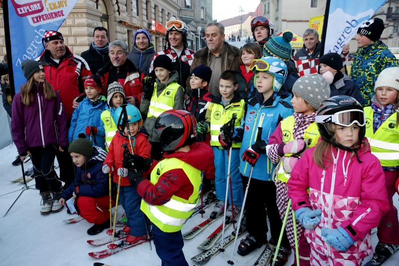 FIS World Snow Day za klince u društvu s Ivicom Kostelićem FIS World Snow Day za klince u društvu s Ivicom Kostelićem