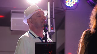 Toto i kraljice u Posh Pubu – foto Ivan Toman Toto i kraljice u Posh Pubu – foto Ivan Toman