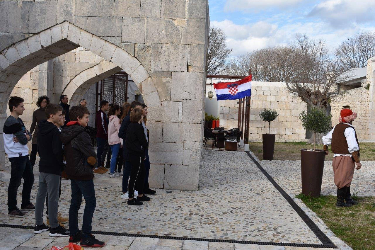 Otvorena prva Zimska škola tehničke kulture Zadarske županije u Maškovića hanu u Vrani Otvorena prva Zimska škola tehničke kulture Zadarske županije u Maškovića hanu u Vrani