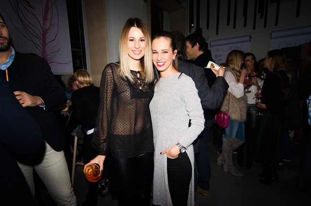 Jučer je Zagreb postati bogatiji za još jednu destinaciju za opuštanje Bistroteka Bar, u kojoj će svi posjetitelji moći uživati u bogatoj ponudi whiskey-a, cognaca, gina, ruma, koktela, kojeg će prepoznati svi ljubitelji ovog jedinstvenog užitka. Dobru Jučer je Zagreb postati bogatiji za još jednu destinaciju za opuštanje Bistroteka Bar, u kojoj će svi posjetitelji moći uživati u bogatoj ponudi whiskey-a, cognaca, gina, ruma, koktela, kojeg će prepoznati svi ljubitelji ovog jedinstvenog užitka. Dobru