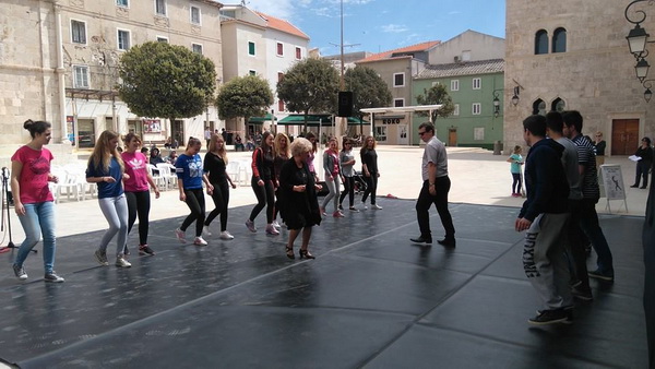 Plesni spektakl prvog dana 2. “Festivala plesa – Pag 2016” Plesni spektakl prvog dana 2. “Festivala plesa – Pag 2016”