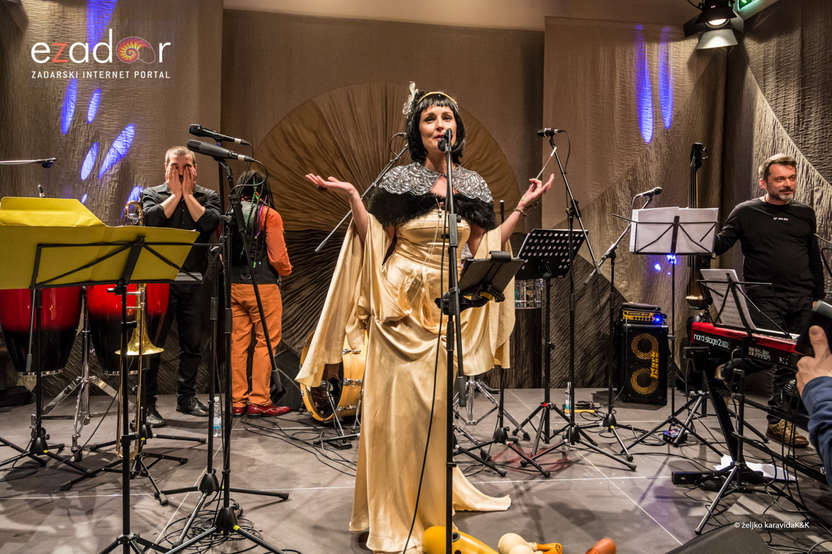 Karneval u Kneževoj palači: Salsa Sandunga i biranje najbolje maske Karneval u Kneževoj palači: Salsa Sandunga i biranje najbolje maske