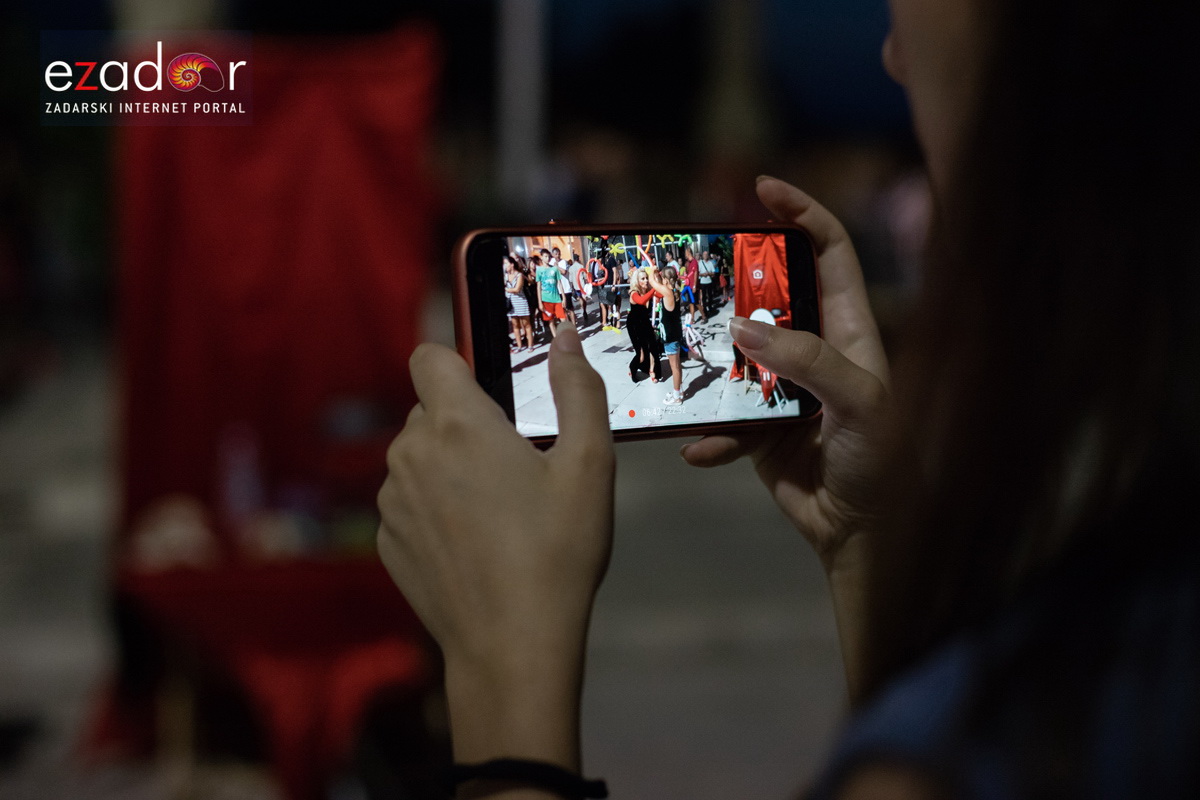 Započela 18. Noć punog miseca na zadarskoj rivi Započela 18. Noć punog miseca na zadarskoj rivi