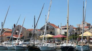 Betina: Regata na latinsko idro “Za dušu i tilo”. Photo: Duško Jaramaz/PIXSELL