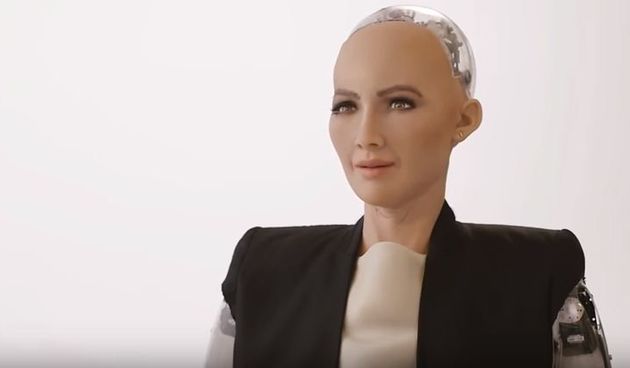 Humanoidni robot Sophia
