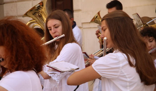 Polaganje lovorovog vijenca na spomen obilježje u povodu Dana antifašističke borbe