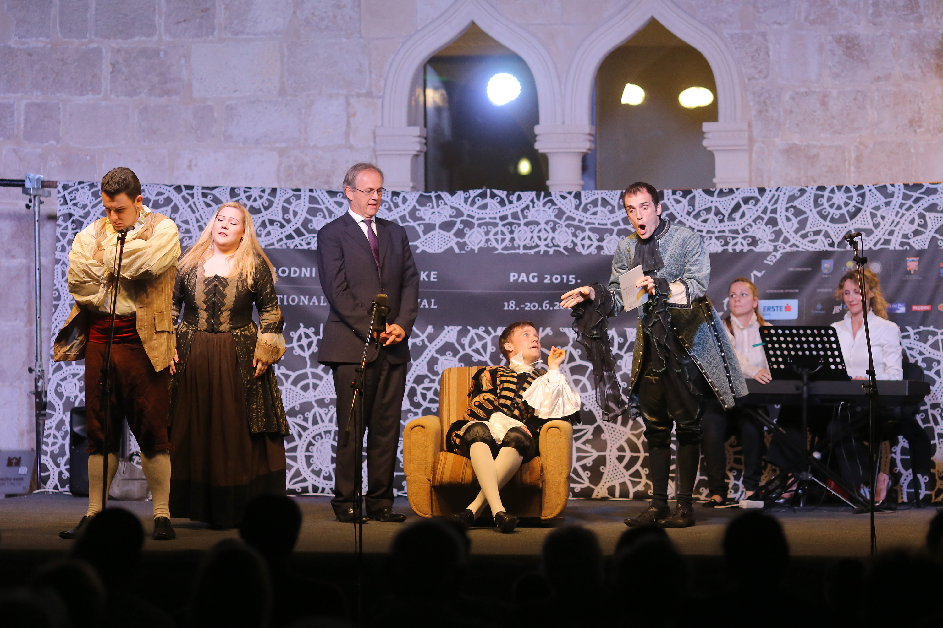 Svečano otvorenje 6. Međunarodnog festivala čipke: Opera Figarov pir Svečano otvorenje 6. Međunarodnog festivala čipke: Opera Figarov pir