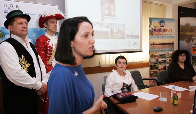 Turisticka zajednica Vukovarsko- srijemske zupanije, Turisticke zajednice gradova i opcina, putnicka agencija Danubiumtors i HGK Zupanijska komora Vukovar u suradnji s HGK Zupanijskom komorom Zadar odrzala je prezentaciju turistickih potencijala Vukovarsk