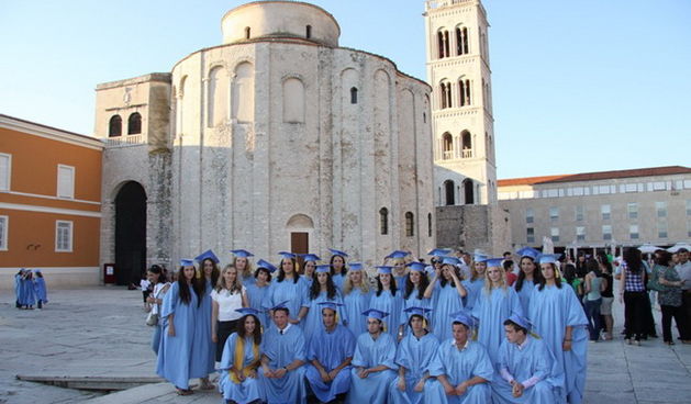 Sveti Donat: Promocija maturanata medicinske