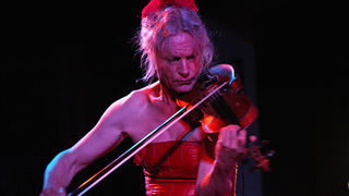 Darko Rundek u Arsenalu (foto:Saša Čuka) Darko Rundek u Arsenalu (foto:Saša Čuka)