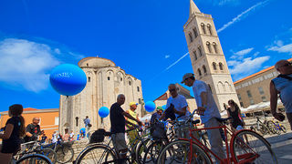 Image 892623 (auto) Image 892623 (auto)