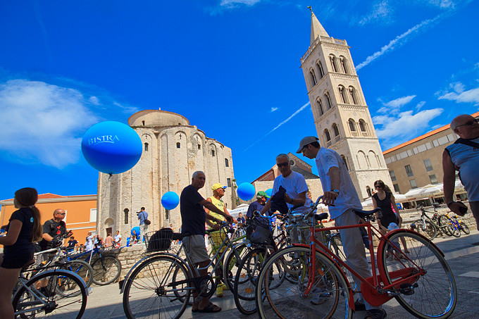 Image 892623 (auto) Image 892623 (auto)