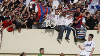 Sibenik, 050510.
Gradski stadion Subicevac.
Uzvratna utakmica finala Hrvatskog nogometnog kupa izmedju Sibenika i Hajduka.
Na fotografiji: slavlje igraca Hajduka, Ante Vukusic.
Foto: Ante Cizmic / CROPIX