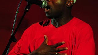 Zadar, 28.07.2011. snimio: Nenad Marčev
HIP HOP – JAZZ
SASKIA LAROO PROJECT (NL-USA-CRO- ITALY)
Saskia Laroo – trumpet, vocal
Warren Byrd – keyboards, vocal
MC Stewlocks Andy Ninvalle – rap, vocal
Daniel Guelli – bass guitar
Sin Banović – dr Zadar, 28.07.2011. snimio: Nenad Marčev
HIP HOP – JAZZ
SASKIA LAROO PROJECT (NL-USA-CRO- ITALY)
Saskia Laroo – trumpet, vocal
Warren Byrd – keyboards, vocal
MC Stewlocks Andy Ninvalle – rap, vocal
Daniel Guelli – bass guitar
Sin Banović – dr