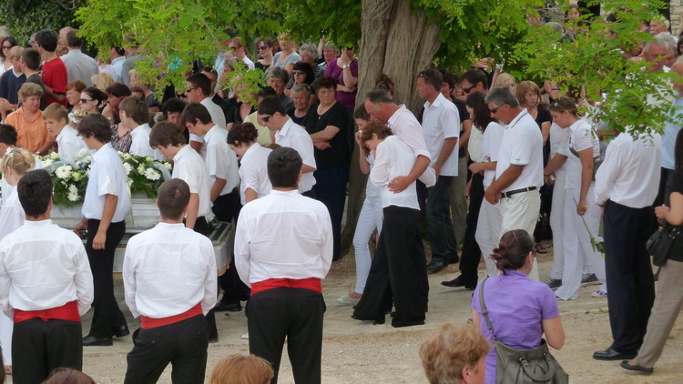 Tkon: Posljednji ispraćaj malenog anđela, Roka Ugrinića 7. lipnja 2011.