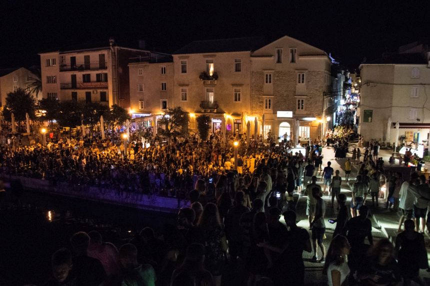 Paški Ljetni karneval 2017