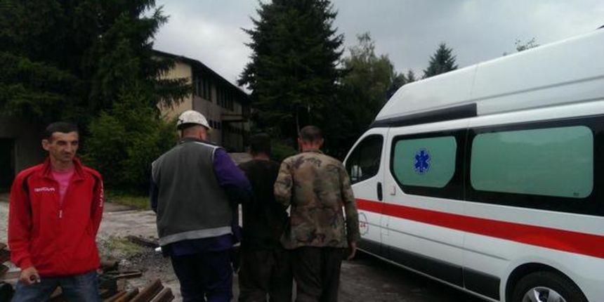 Prvi rudar izlazi iz jame Raspotočje Prvi rudar izlazi iz jame Raspotočje