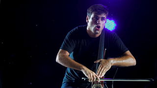 Zagreb, 290812.
Hipodrom.
Americka rock skupina Red Hot Chili Peppers u sklopu svjetske turneje kojom promovira deseti studijski album “I’m with You” iz 2011. nastupila je po prvi put pred zagrebackom publikom.
Predgrupa na koncertu su bili kao posebni go