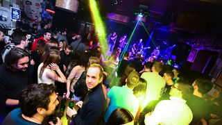 Mjesni Odbor u Maraschino Baru. Foto: Iva Perinčić Mjesni Odbor u Maraschino Baru. Foto: Iva Perinčić