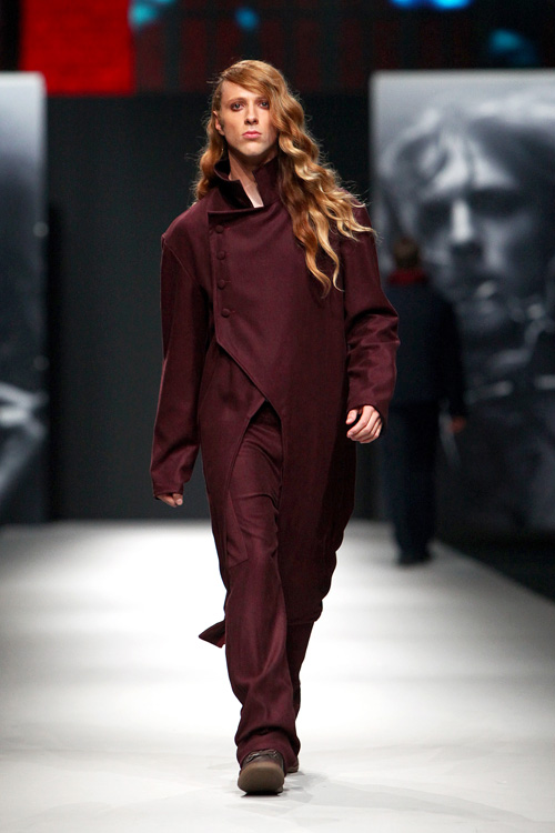 Jučer je završeno izdanje Cro A Porter-a @ LAUBA na kojem su svoje kolekcije predstavili: Ivona Martinko, Jelena Aleksić, Etna Maar, SPIRIT by T.B./ Tomislav Bahorić Jučer je završeno izdanje Cro A Porter-a @ LAUBA na kojem su svoje kolekcije predstavili: Ivona Martinko, Jelena Aleksić, Etna Maar, SPIRIT by T.B./ Tomislav Bahorić