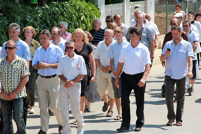 U Skabrnji odrzano veliko misno slavlje i procesija povodom blagdana Velike Gospe U Skabrnji odrzano veliko misno slavlje i procesija povodom blagdana Velike Gospe