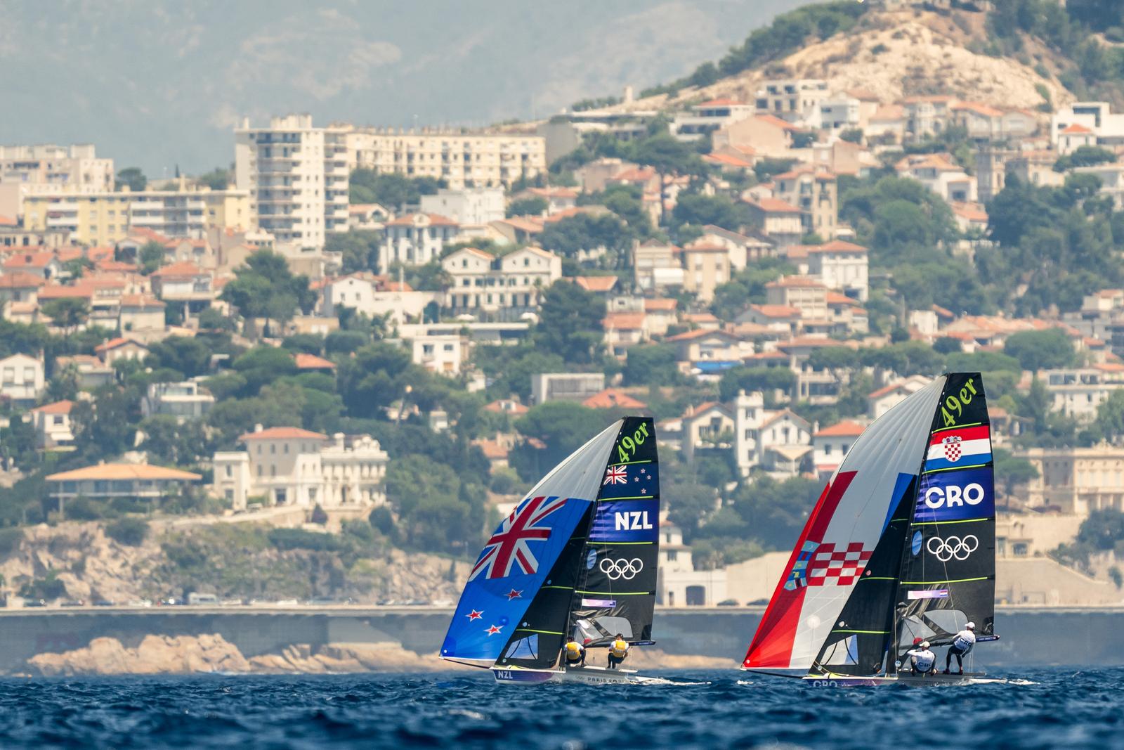 OI Pariz 2024: Braća Fantela u klasi 49er na regatnom polju u Marseilleu
