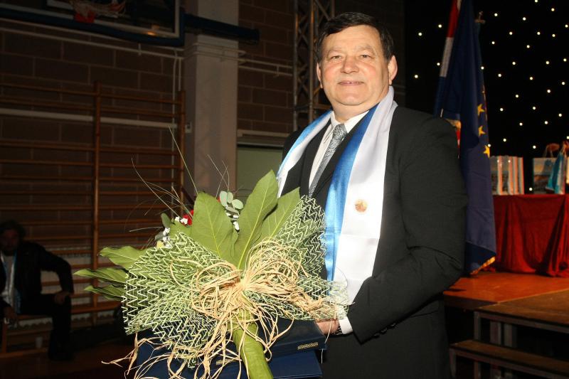 Grad Biograd na moru odrzao je svecanu sjednicu na kojoj su urucene zahvalnice zasluznim gradjanima. Sjednici su nazocili i generali Ante Gotovina i Mladen Markac koji je proglasen za pocasnog gradjanina. Photo: Dino Stanin/PIXSELL