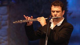 Zadar, 121110.
Dvorana Kresimira Cosica.Festival zabavne glazbe Zadar2010.Prva vecer.
Na fotografiji : nastup Alen Vitasovic
Foto : Vladimir Ivanov / Cropix Zadar, 121110.
Dvorana Kresimira Cosica.Festival zabavne glazbe Zadar2010.Prva vecer.
Na fotografiji : nastup Alen Vitasovic
Foto : Vladimir Ivanov / Cropix