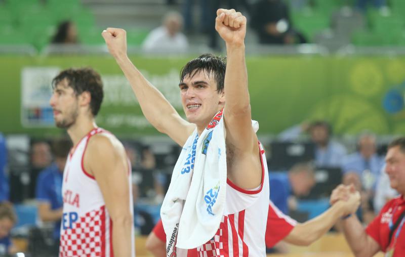 Velika hrvatska fešta u ljubljanskim Stožicama nakon plasmana u polufinale Eurobasketa, Foto. Igor Kralj/PIXSELL Velika hrvatska fešta u ljubljanskim Stožicama nakon plasmana u polufinale Eurobasketa, Foto. Igor Kralj/PIXSELL