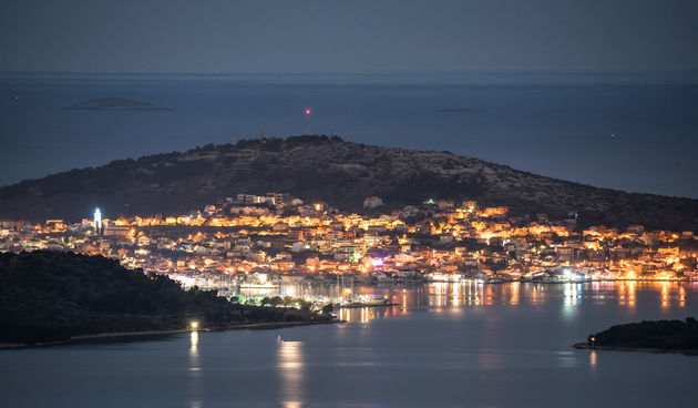Prekrasna prosinačka noć na vidikovcu Kamenjak