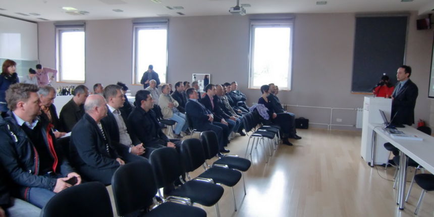 IMPACT centar, predavanje