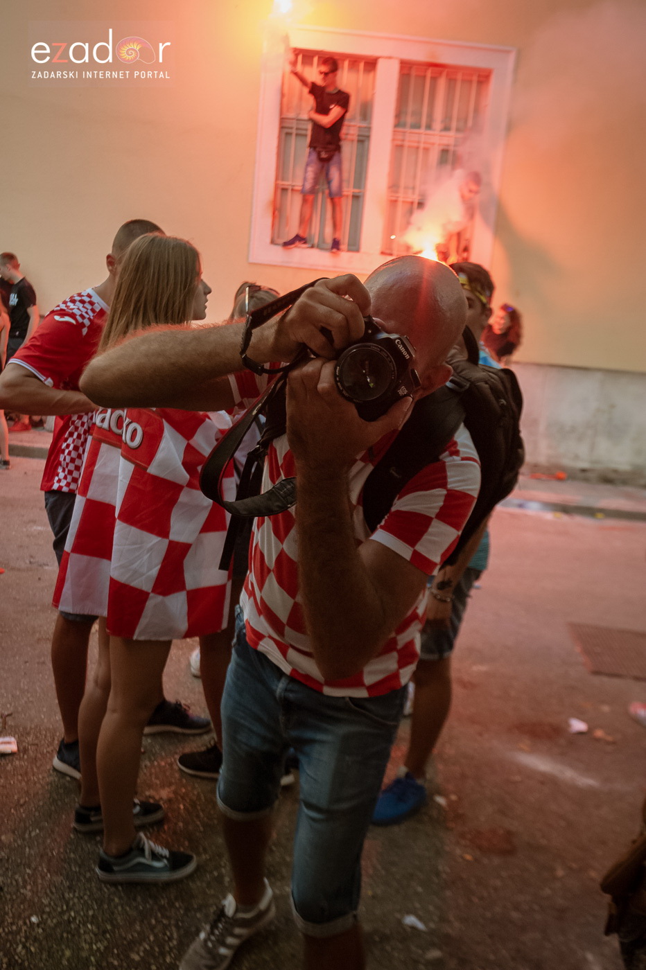 Navijačko ludilo u Zadru za vrijeme i nakon finala Svjetskog prvenstva Navijačko ludilo u Zadru za vrijeme i nakon finala Svjetskog prvenstva