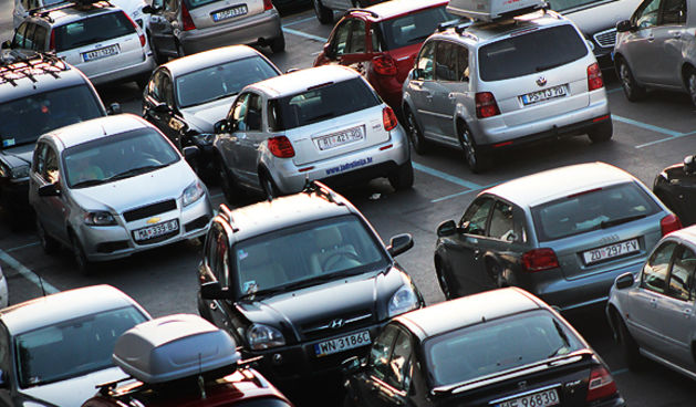 Đir po gradu 1. kolovoza 2011. parking, automobili (foto:Saša Čuka)