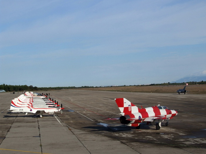 U 93. Zrakoplovnoj bazi u Zemuniku započela obuka pilota MIG-ova. Foto: Marinko Karačić/HRZ i PZO U 93. Zrakoplovnoj bazi u Zemuniku započela obuka pilota MIG-ova. Foto: Marinko Karačić/HRZ i PZO