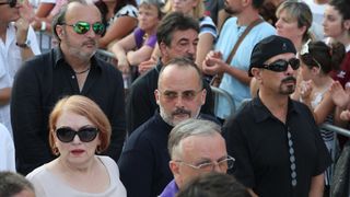 Split dostojanstveno na posljednju plovidbu ispratio legendu Olivera Dragojevića