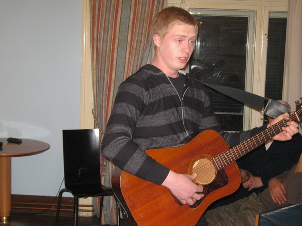 Promocija knjige Nikoline Mojic u Zagrebu Promocija knjige Nikoline Mojic u Zagrebu