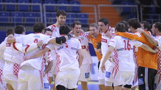 Vrsac, 160112.
Europsko prvenstvo u rukometu u Srbiji.
Prvo kolo, utakmica izmedju Hrvatske i Islanda.
Na slici: slavlje hrvatskih igraca.
Foto: Drazen Aleksic / CROPIX Vrsac, 160112.
Europsko prvenstvo u rukometu u Srbiji.
Prvo kolo, utakmica izmedju Hrvatske i Islanda.
Na slici: slavlje hrvatskih igraca.
Foto: Drazen Aleksic / CROPIX